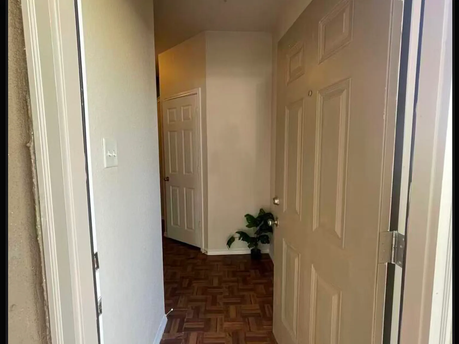 3 bed, 2.5 bath, 1391 sqft, $1,200 — Photo 2