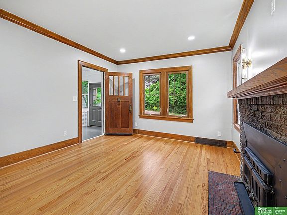 3rd image of 3220 S 3rd St