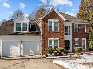 8609 Abbey Brook Ct, Charlotte, NC 28216