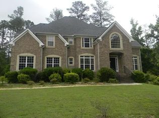 12123 Edgewater Dr, Hampton, GA 30228