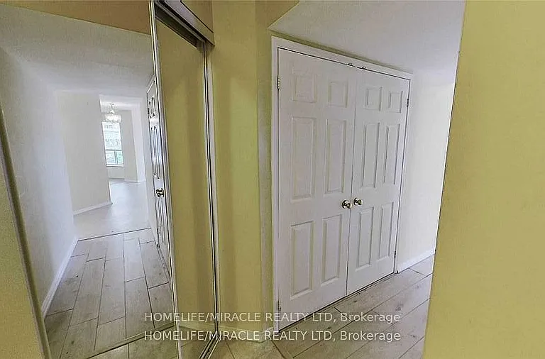887 Bay St #304 — Photo 14