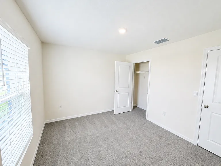10317 SE 162nd Place Rd — Photo 6