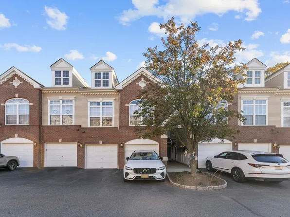 226 Riverwalk Way, Clifton, NJ 07014