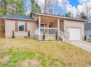3047 Copenhagen Dr, Fayetteville, NC 28301