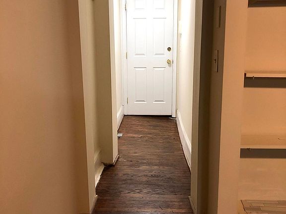 2nd image of 1119 King St APT 2
