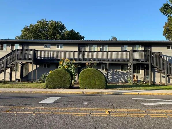 1207 D St NE, Salem, OR 97301