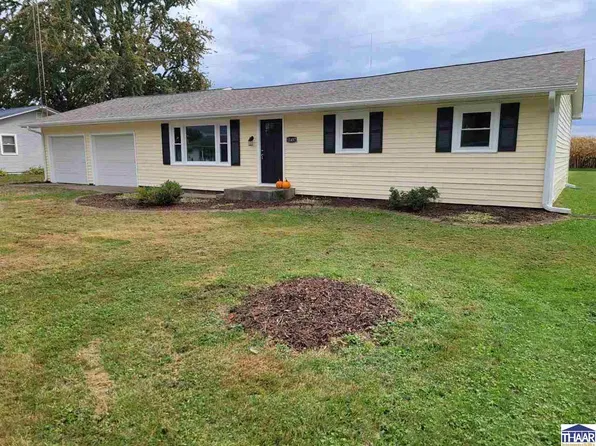 11457 N Westwood Dr, Farmersburg, IN 47850