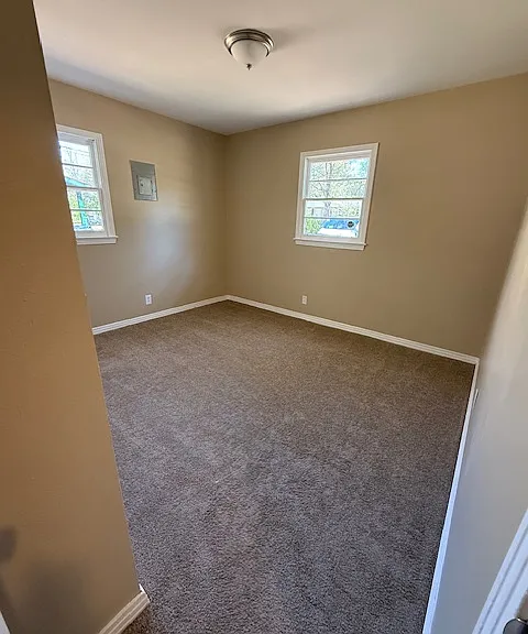 1257 Devander Dr — Photo 7