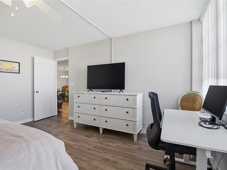 7540 Bay Island Dr S #251 — Photo 24