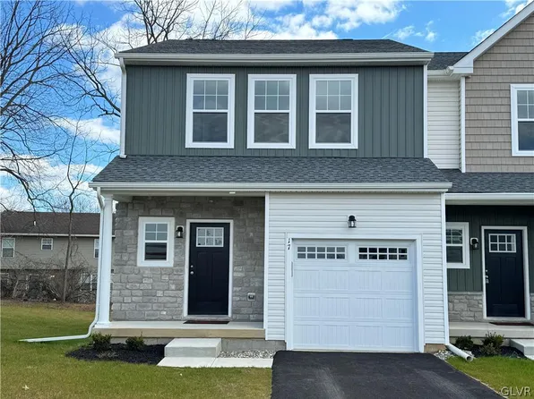 17 Timber Trl #68, Easton, PA 18045