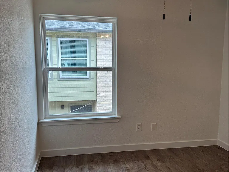 2124 Burton Dr #133 — Photo 15
