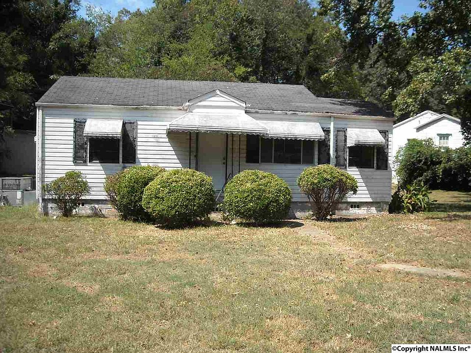 2nd image of 802 Morgan Dr