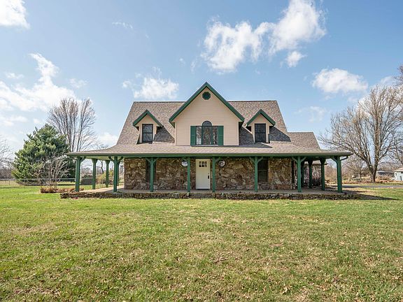 3rd image of 2405 S Farm Road 107