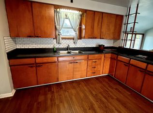 2139 London Line, Sarnia, ON N7T 7H2