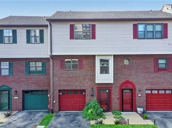 104 Longfellow Ct, Pittsburgh, PA 15218