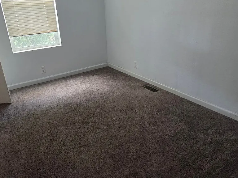 21100 State St #114 — Photo 8