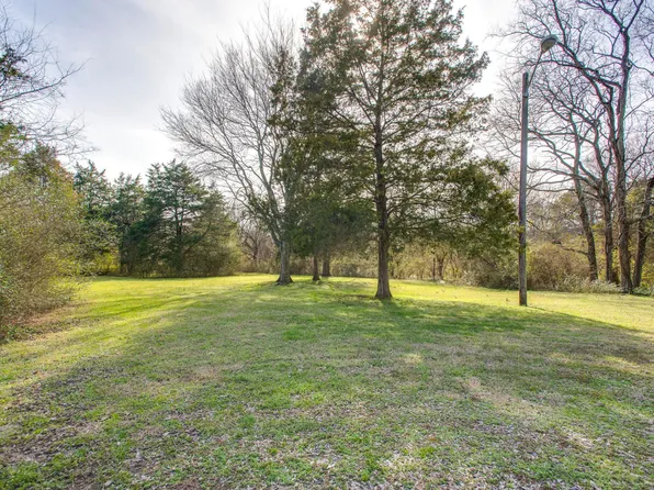 3821 Kings Ln, Nashville, TN 37218