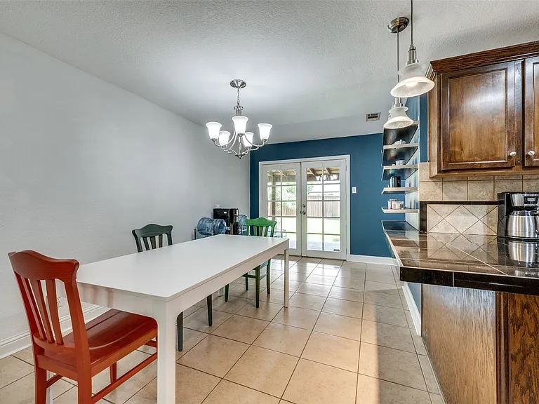 3728 Park Ln — Photo 10