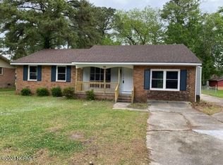 306 W 16th St, Washington, NC 27889