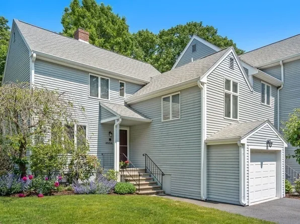 305 Winchester St APT A, Newton, MA 02461