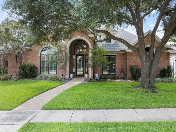 1912 Country Meadow Ln, Richardson, TX 75081