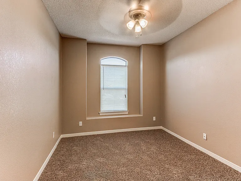 5444 Pedro Lucero Dr — Photo 27