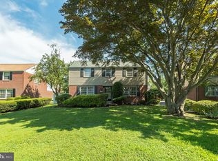 216 Pine Ridge Rd, Havertown, PA 19083
