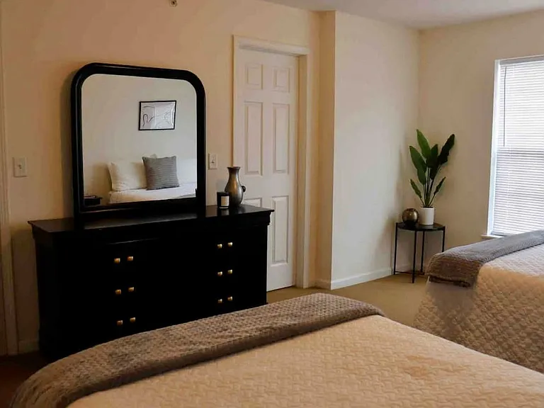 1304 Townhouse Dr — Photo 10
