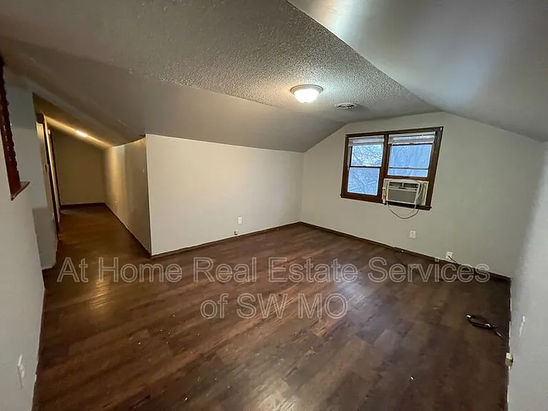 635 S Main Ave #3 — Photo 5