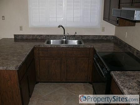 4th image of 8111 E Edgewood Cir