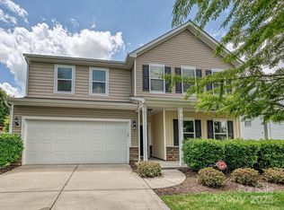 9027 Gray Willow Rd, Charlotte, NC 28227