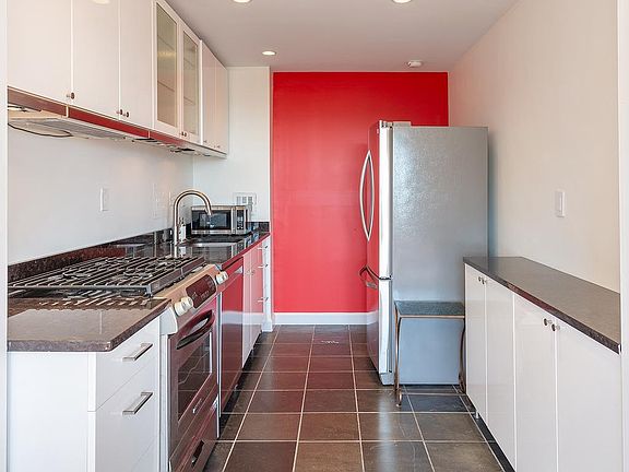 3rd image of 6641 Wakefield Dr APT 814