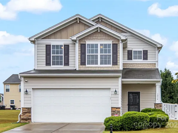 1014 Garden Web Rd, Indian Trail, NC 28079
