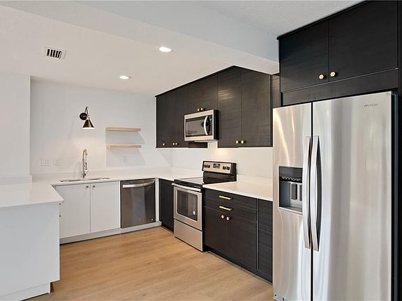 4th image of 1624 Tulane St