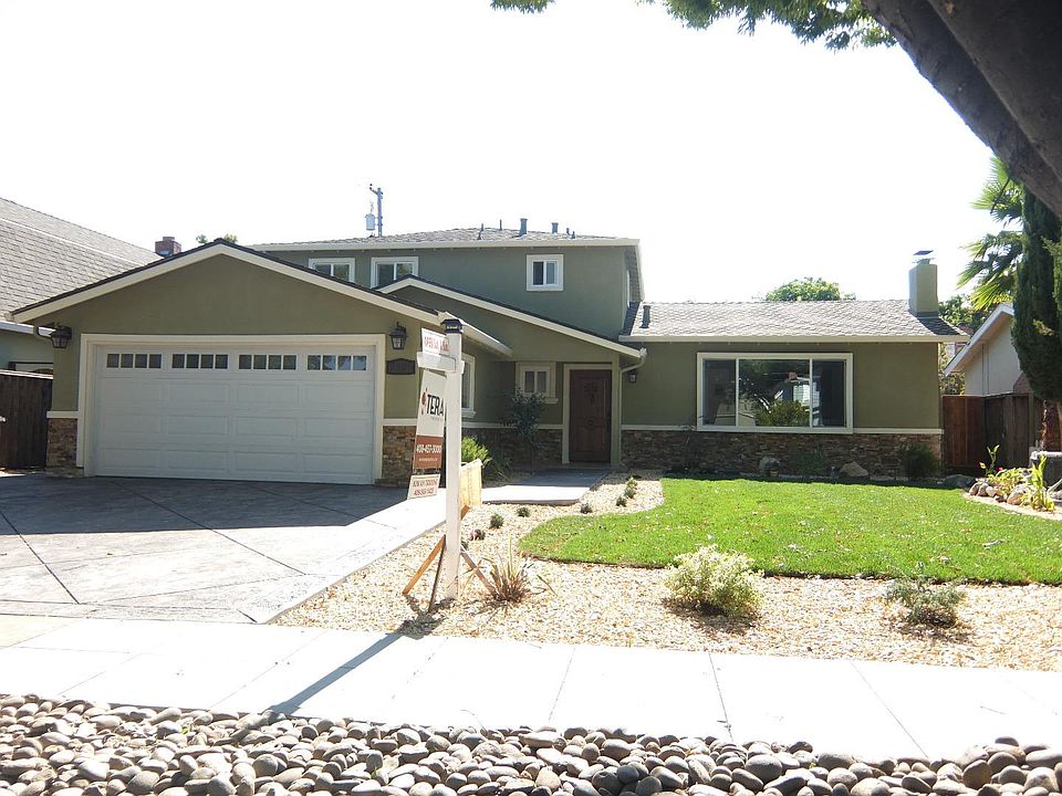 1st image of 2539 Saint Lawrence Dr