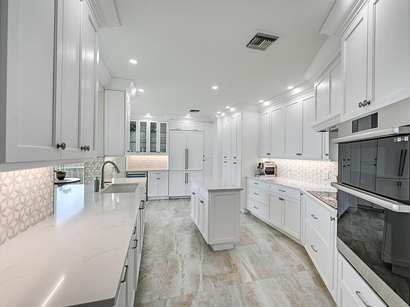 2nd image of 2000 Royal Marco Way Unit 310