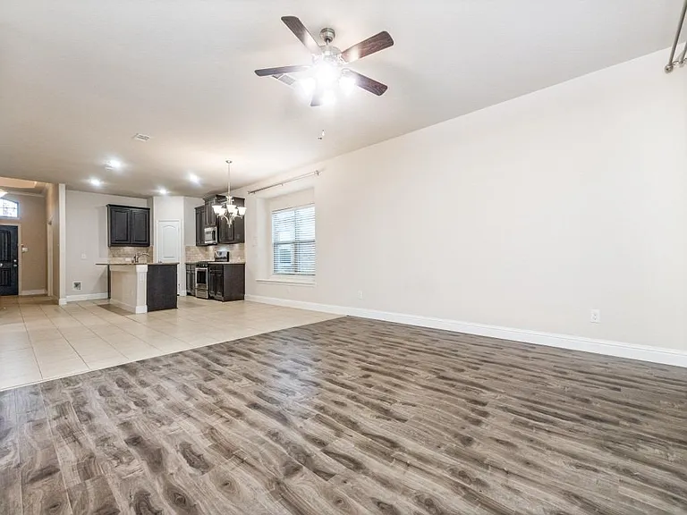 710 Teakwood Dr — Photo 11
