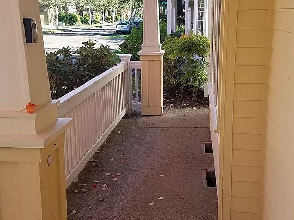 2nd image of 1172 SE Bianca St