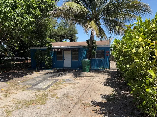 3035 NW 55th St, Miami, FL 33142
