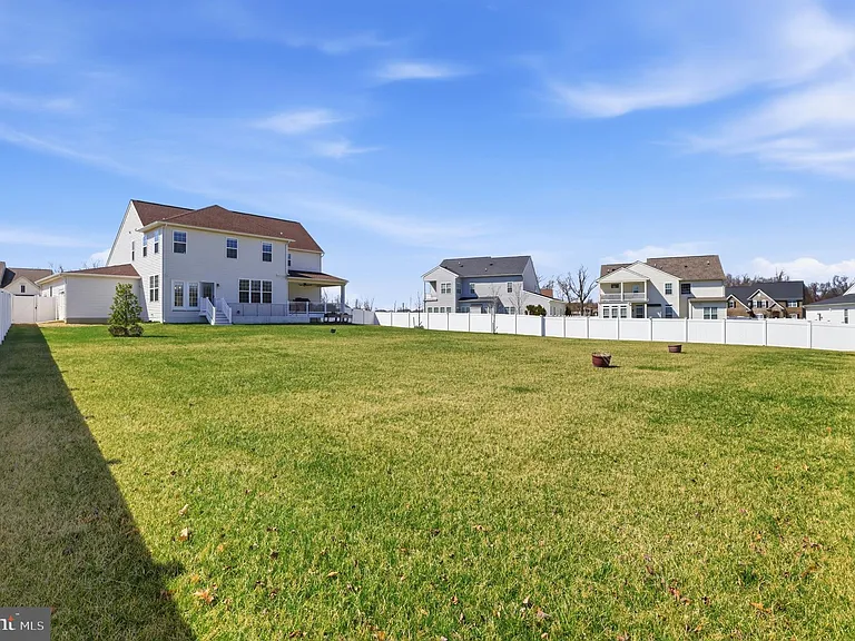 6702 Savannah Dr — Photo 63