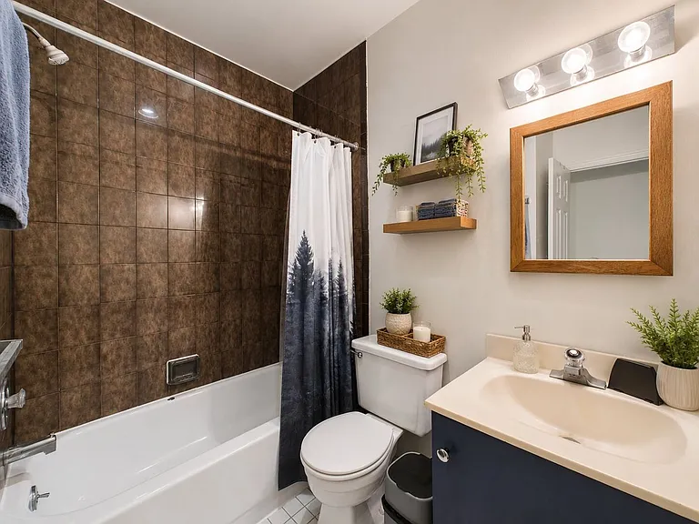 1740 N 42nd St #18 — Photo 8