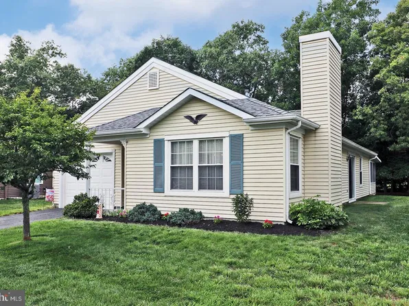 12 Cottonwood Dr, Barnegat, NJ 08005