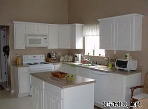 5th image of 2613 Sandstone Dr