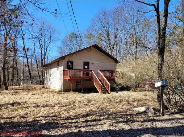 1718 Johns Rd, Effort, PA 18330