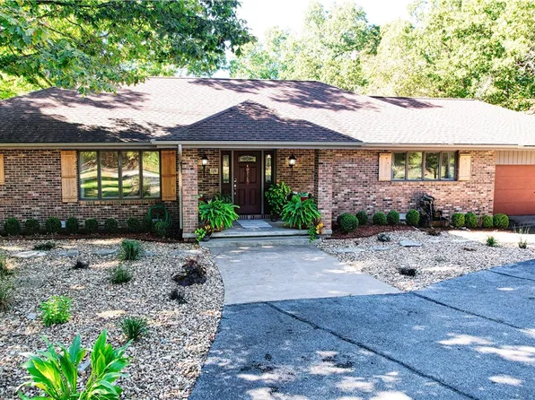 15881 Sunrise Rd, Gravette, AR 72736