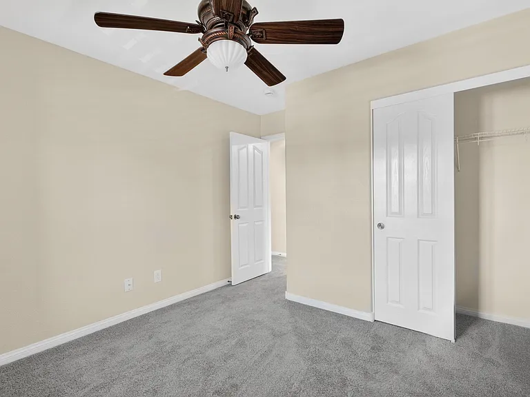 6255 W Arby Ave #117 — Photo 22