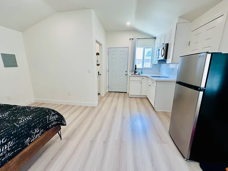 4243 Mount Everest Blvd — Photo 6