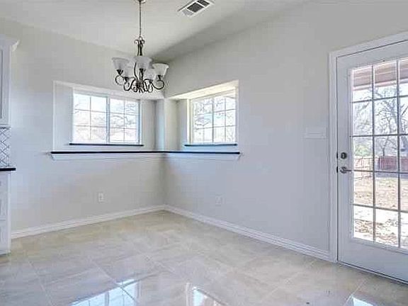 5th image of 4928 Sunshine Dr