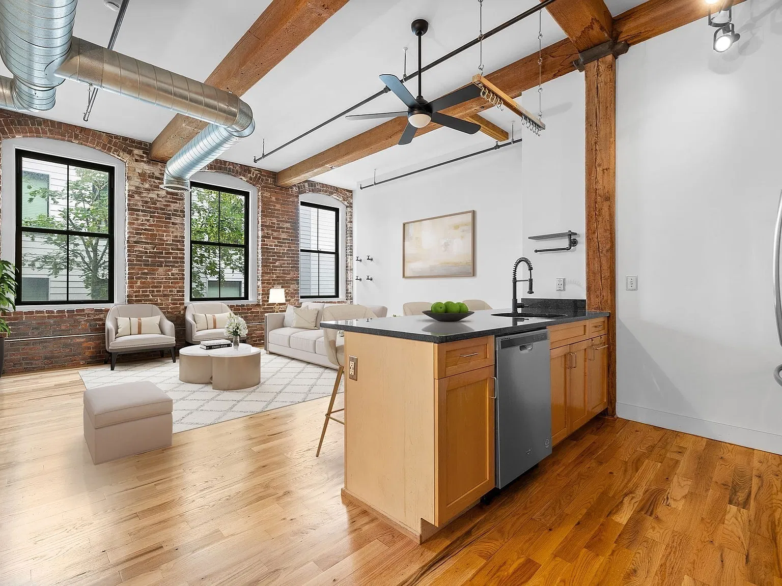 1 bed, 884 sqft, $2,200 — Photo 1