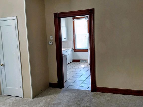 LIVING ROOM TO KITCHEN